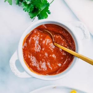 Quick pizza sauce with fresh tomatoes