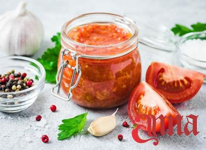 The purchase price of tomato paste in mexico + training